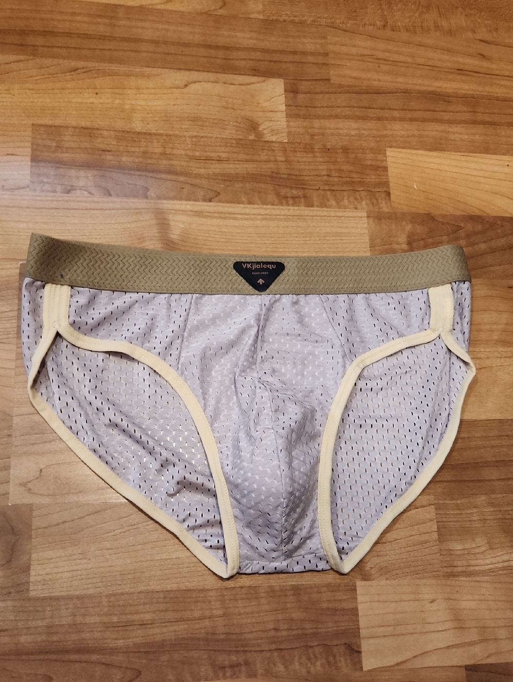 Mesh Sport Brief - Picture 2 of 10